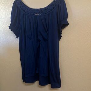 FINAL MARKDOWN Carolyn Taylor peasant style blouse 2x